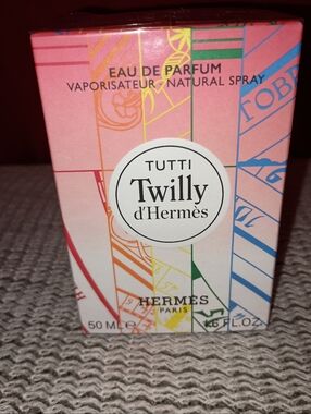 “Sealed Hermès Tutti Twilly—sweet, playful luxury for less!”